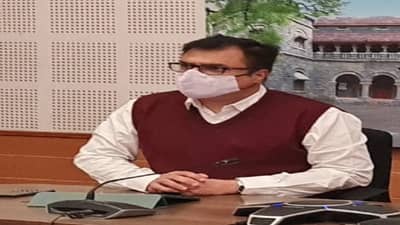 Nashik Corona | अडीच पटींनी लसीकरण, चाचण्या वाढवणार; जिल्हाधिकाऱ्यांनी शाळांना काय दिले संकेत?