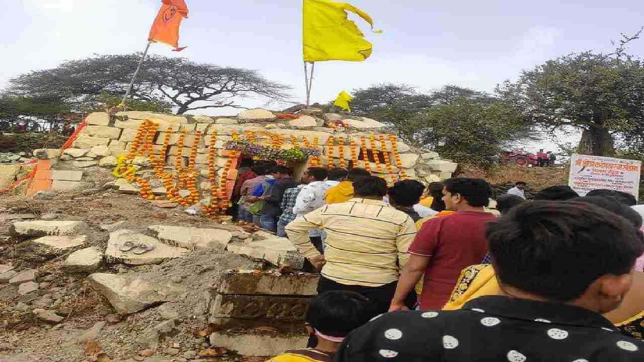 यळकोट यळकोट जय मल्हार.. सातारा गावातलं मंदिर ते कडेपठार, दुमदुमला जयघोष, औरंगाबादेत खंडोबा यात्रेचा उत्साह!