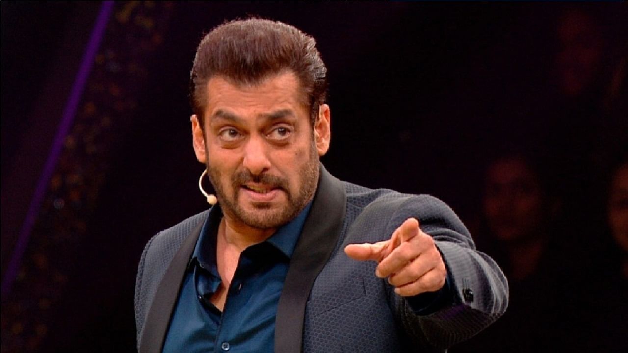 Salman Khan | बदनामीच्या खटल्याआडून जमिनीची लढाई, सलमान खानवर शेजाऱ्याचे दबंग आरोप सुरुच Salman Khan | बदनामीच्या खटल्याआडून जमिनीची लढाई, सलमान खानवर शेजाऱ्याचे दबंग आरोप सुरुच