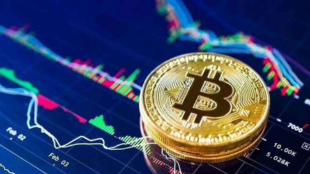 Cryptocurrency Prices: शेअर बाजार कोमात, तरिही बिटकॉईन जोमात! कोणकोणत्या कॉईनचा बाजार तेजीत? वाचा