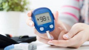 Diabetes tips: जोराने घोरल्यामुळे तुमच्या घरचे वैतागले आहेत? करू नका दुर्लक्ष अन्यथा होऊ शकतो डायबिटीज!!