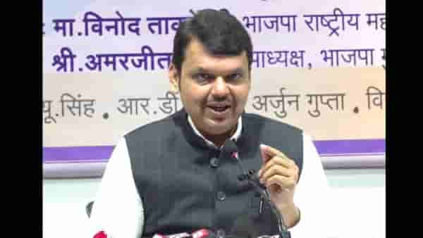 VIDEO: टिपू सुलतान देश गौरव होऊच शकत नाही, मुंबई महापालिकेच्या वादात फडणवीसांची उडी