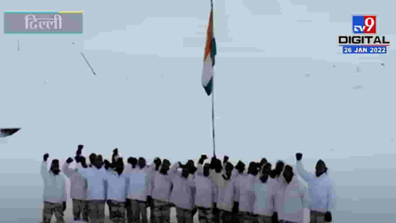 पंधरा हजार फुटावरून मोठ्या थंडीत लडाख बॉर्डरवर दिन साजरा