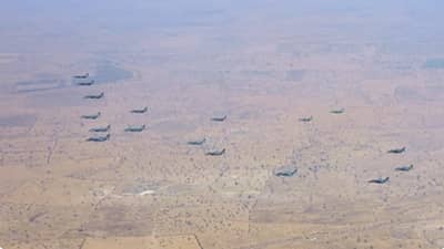 शानदार, रुबाबदार, दिमाखदार, प्रजासत्ताक सोहळ्यातला एक Video निवडायचा झाला तर तो हाच !