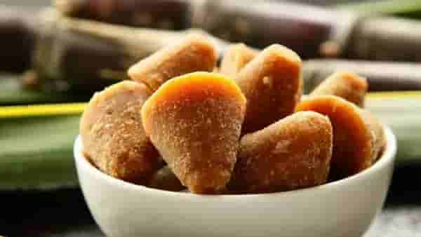 Astro Remedies of Jaggery | नोकरी हवीय ? घरात सतत वाद होत आहेत मग पुराणात सांगितलेले गुळाचे हे 5 उपाय नक्की वापरुन पाहा