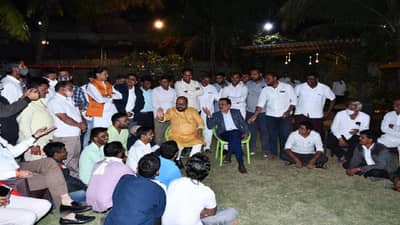 Jalgaon : बोदवडमध्ये भाजप शिवसेनेच्या छुप्या युतीची चर्चा, आता गुलाबराव पाटील थेट गिरीश महाजन यांच्या घरी