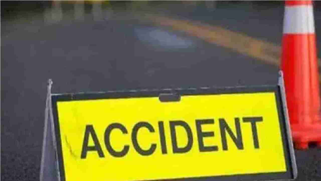 Pune-Mumbai highway | पुणे-मुंबई महामार्गावर अपघाताचे सत्र थांबेना ; वेगवान कंटेनरवरील चालकाचं ताबा सुटलं अन ... ; तीन दिवसांतील तिसरा अपघात