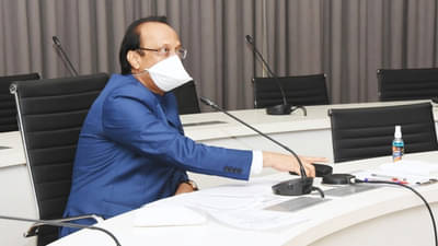 मालेगावात काँग्रेसला मोठं खिंडार, 28 नगरसेवकांचा राष्ट्रवादीच प्रवेश; अजित पवारांनी दिल्या या सूचना