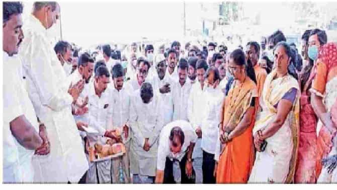 Aurangabad: वैजापूर नगरपंचायत समितीच्या इमारतीला लोकनेते आर.एम. वाणी यांचे नाव, सहा महिन्यात पुतळा उभारणार