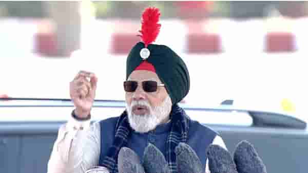 Pm Modi : जिथं तिथं हवा फक्त मोदींच्या लुकची, आता मोदी कोणत्या लुकमध्ये? पाहा