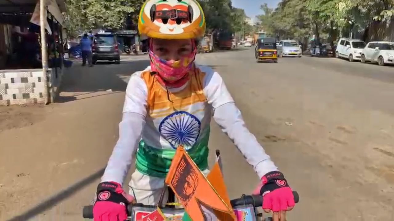 Video : दहा वर्षाच्या जलपरीचा अनोखा विक्रम, काश्मीर ते कन्याकुमारी सायकलवरून प्रवास