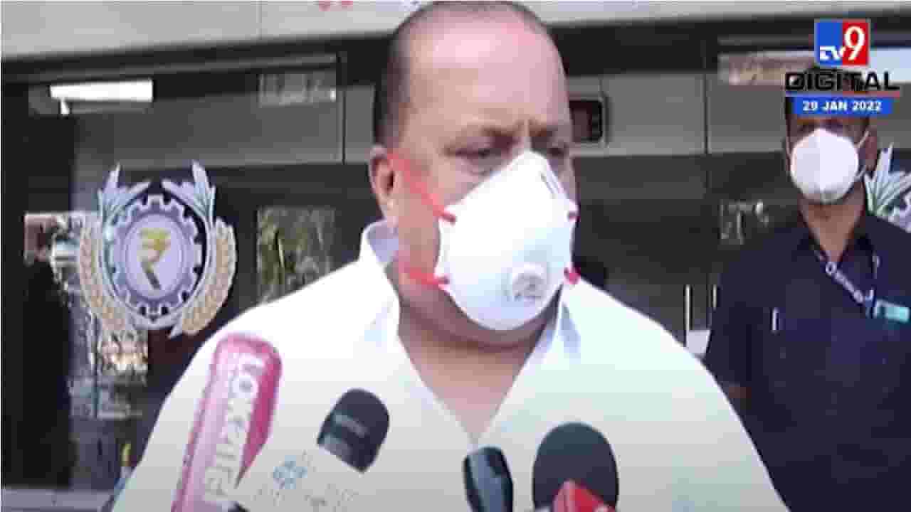 द्राक्ष उत्पादक शेतकऱ्यांसाठी वाईनचा निर्णय घेतला - हसन मुश्रीफ द्राक्ष उत्पादक शेतकऱ्यांसाठी वाईनचा निर्णय घेतला - हसन मुश्रीफ