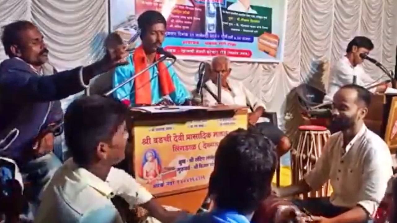 'Srivalli'वर रील्स पाहिल्या असतील, आता भजन ऐका तेही मराठमोळ्या स्टाइलमध्ये; Video Viral