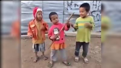 Cutest Band : एकापेक्षा एक... चिमुल्यांचा असा Cute बँड पाहिला नसेल, सोशल मीडियावर मिळवतायत वाहवा!