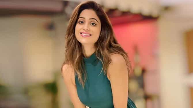 बिग बॉसची ट्रॉफी कोण जिंकणार?, शमिता शेट्टीला नेटकऱ्यांची पसंती; शमिताकडे अनुभव असल्याचं म्हणणं ?