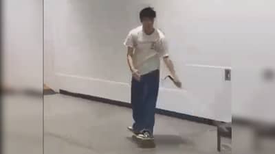 Amazing Skating Video : स्केटिंगही आणि स्टंटही! पण तुम्हाला माहितीये का ही व्यक्ती पाहूही शकत नाही