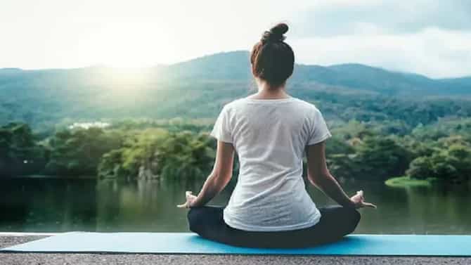 योगा केल्यानंतर कसा असावा डाएट? जाणून घ्या सविस्तर माहिती...