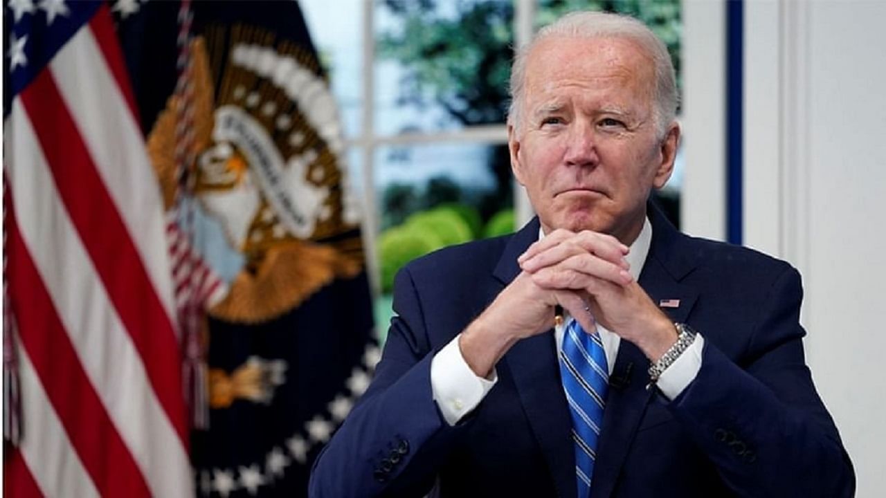 अमेरिकेचे राष्ट्राध्यक्ष जो बिडेन यांचे यूट्यूबवर 7.03 लाख सदस्य आहेत.