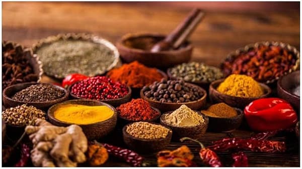 Ayurvedic tips : हे सात मसाल्याचे पदार्थ आहेत आरोग्यदायी; नियमित सेवनाने मिळेल अनेक आजारांपासून मुक्ती