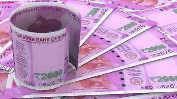 Interest Rates : व्याजदर वाढीची चिन्हे, चढ्या दरांचे खिशावर काय होणार परिणाम?