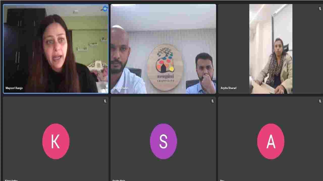 Smart city meeting with Mayuri Kango