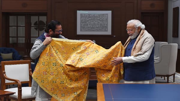 अजमेर शरीफमध्ये ख्वाजा मोईनुद्दीन चिश्ती यांचा 810 वा उरुस, नरेंद्र मोदी यांनी पाठवली चादर