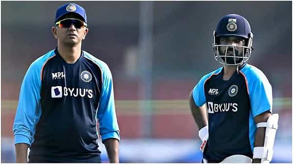 भारतीय क्रिकेटमध्ये (Indian Cricket Team) सध्या मोठे बदल होत आहेत. मुख्य कोचपासून कर्णधारापर्यंत बदल झाले आहेत. पुढच्या काही दिवसात आणखी काही बदल पाहायला मिळू शकतात.