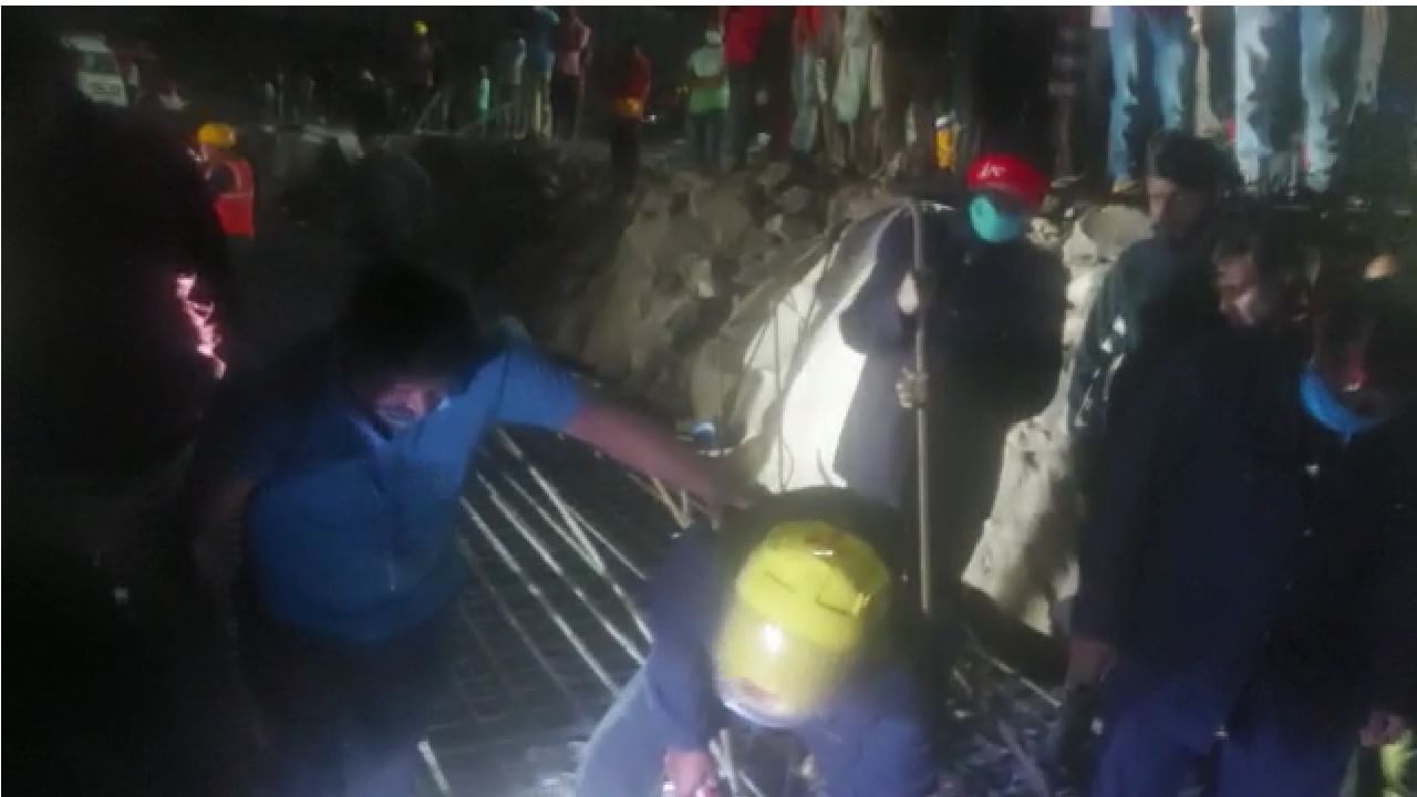 Pune Building Slab Collapse : पुण्यातील स्लॅब दुर्घटना प्रकरणी पुणे पोलिसांची मोठी कारवाई, चार जणांना अटक