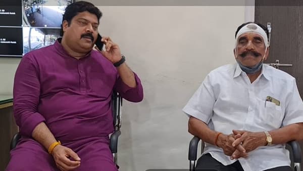 जमिनीसाठी शेतकरी कुटुंबावर हल्ला, शिवसेनेच्या माजी नगरसेवकावर आरोप, मनसे आमदाराचा पोलीस ठाण्यातच ठिय्या