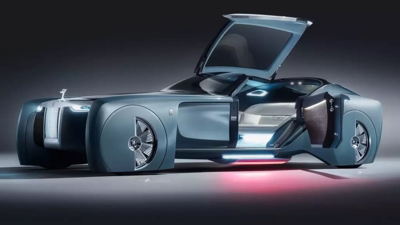 Rolls-Royce ची पहिली इलेक्ट्रिक कार Spectre लाँचिंगसाठी सज्ज, टेस्टिंगदरम्यान दर्शन