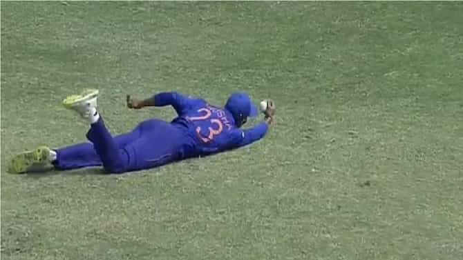 U19 World Cup Final...आणि पुणेकर कौशलने सुटलेली कॅच पुन्हा घेतली, पाहा त्या अप्रतिम झेलचा VIDEO