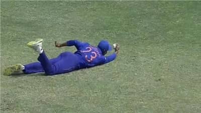 U19 World Cup Final...आणि पुणेकर कौशलने सुटलेली कॅच पुन्हा घेतली, पाहा त्या अप्रतिम झेलचा VIDEO