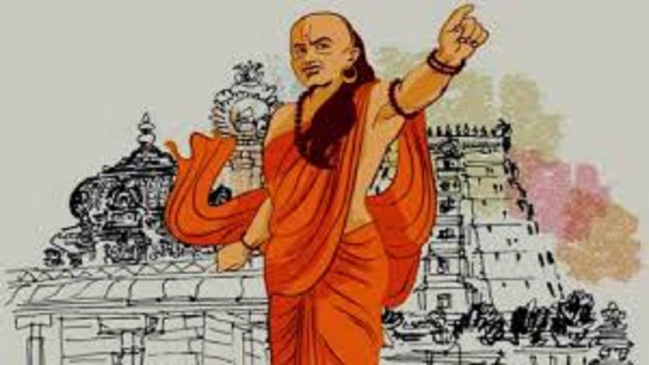 Chanakya Niti | आचार्य चाणक्यांच्या मते पती-पत्नींच्या नात्यांमध्ये 'या' गोष्टी कधीच करु नका, नाहीतर घर युद्धभूमी झालीच म्हणून समजा