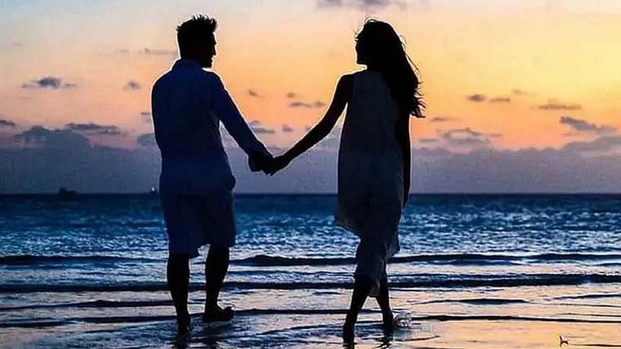 Relationship ideas: भविष्यात तुमचा होणारा पती नात्यात गाजवेल वर्चस्व ,अशी काही लक्षणं जी लग्नाआधी ओळखायला हवीच!!