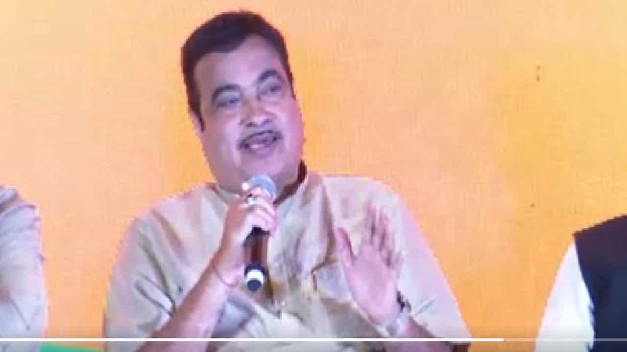 Goa Elections 2022 : आधी गोवा दलबदलुंसाठी ओळखलं जायचं, निवडणुकीच्या तोंडावर गडकरींकडून घोषणांचा पाऊस