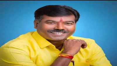 Namdev Sasane : उमरखेड नगरपरिषदेत 65 लाखांचा कचरा घोटाळा, भाजपा तत्कालीन नगराध्यक्ष नामदेव ससाने यांच्याविरोधात गुन्हा दाखल