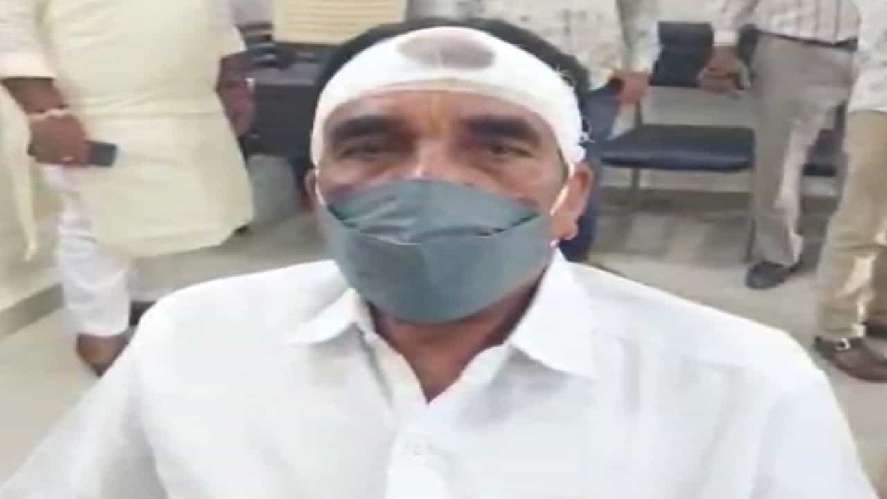 Kalyan Farmer Beatened : शिवसेनेच्या माजी नगरसेवकानंतर पिडीत शेतकरी कुटुंबावरही गुन्हा दाखल