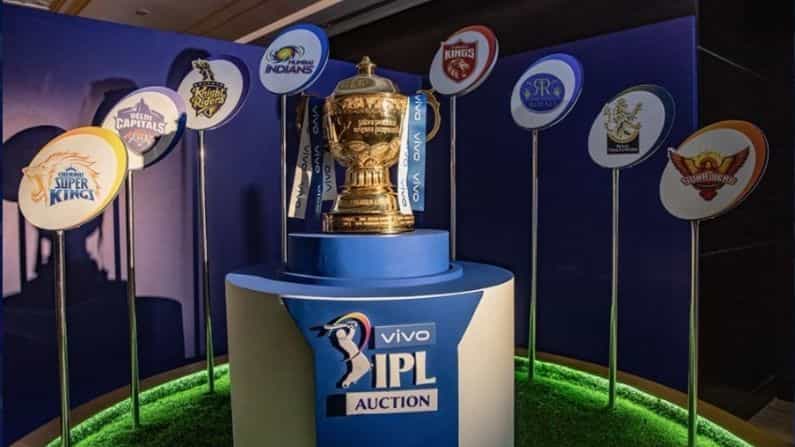 IPL टी-20 लीग स्पर्धेला 2008 मध्ये सुरुवात झाली. त्यावेळी लीग मध्ये फक्त आठ संघ होते. यंदा मात्र दहा टीम्स आहेत. जुन्या संघांशिवाय दोन नवीन संघ आयपीएलमध्ये दाखल झाले आहेत. आयपीएलमधल्या संघांची मालकी कोणाकडे आहे? त्या बद्दल जाणून घ्या सर्वकाही.