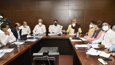 नाशिकच्या वीज कामांबाबत मंत्रालयात बैठक, अभियंत्यांविरोधात तक्रारींचा पाढा, काय झाला निर्णय?