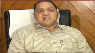 Hijab Row: राज्यात विनाकारण अस्वस्थता निर्माण करू नका, पोलिसांचे काम वाढवू नका; हिजाबवरून गृहमंत्र्यांची तंबी