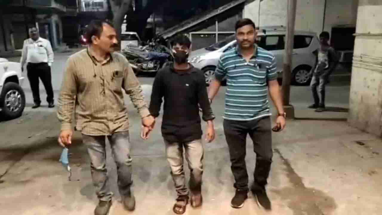 Thane Crime : क्लासला जाते म्हणून निघाली अन् थेट बंगालला गेली, मोबाईल गेमच्या नादात अल्पवयीन मुलीनं सोडलं घर