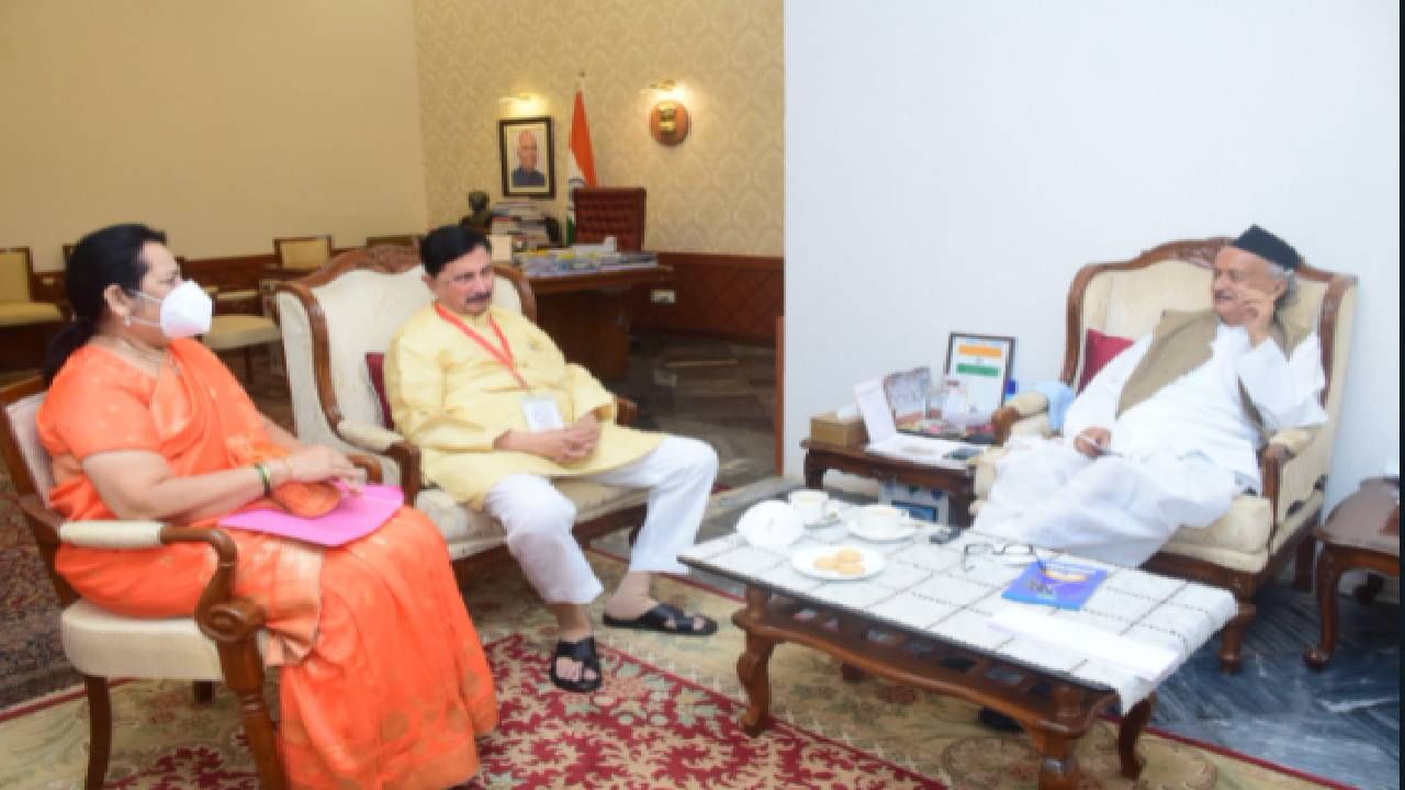 आमदार निलंबन रद्द ठरवल्यावरून रामराजे निंबाळकरांचं राष्ट्रपतींना साकडं, म्हणाले हे तर विधिमंडळाचे अधिकार... आमदार निलंबन रद्द ठरवल्यावरून रामराजे निंबाळकरांचं राष्ट्रपतींना साकडं, म्हणाले हे तर विधिमंडळाचे अधिकार...