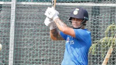 Ishan Kishan IPL 2022 Auction: इशानसाठी कायपण, मुंबई तिघांना भिडली, अखेर 15.25 कोटींना घेतलं विकत