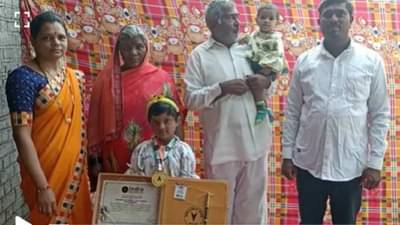 Video | अकोल्यातील पहिलीतील परिधीला गिरक्या घेताना बघीतलं का?, इंडिया बुक ऑफ रेकॉर्डमध्ये नोंद..!