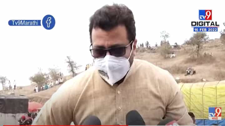 VIDEO : Amol Kolhe | बैलगाडा शर्यतीत अमोल कोल्हे घोडी हाकणार VIDEO : Amol Kolhe | बैलगाडा शर्यतीत अमोल कोल्हे घोडी हाकणार