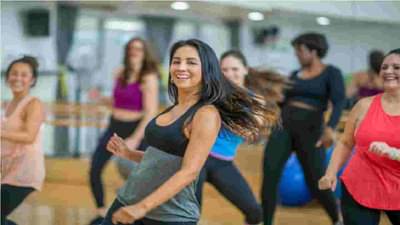 झुंबा डान्स’चे हे आश्चर्यकारक फायदे तुम्हाला माहिती आहेत का?