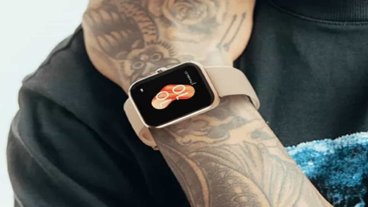 Smartwatch : नुकतीच लाँच झालेली ‘ही’ स्मार्टवॉच पाहिलीत का? गेमींगसह विविध हेल्थ फिचर्सचा समावेश