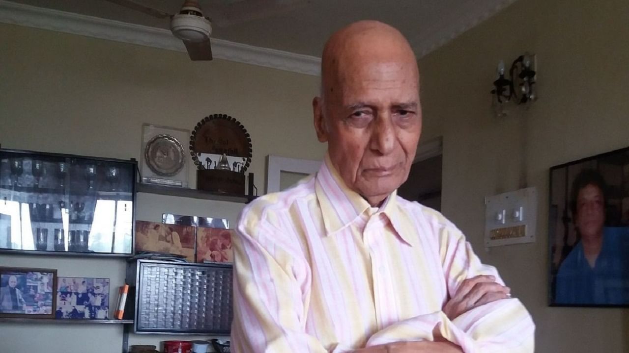 संगीतकार खय्याम यांना अभिनेता व्हायचं होतं, पण संगीतकार व्हावं लागलं संगीतकार खय्याम यांना अभिनेता व्हायचं होतं, पण संगीतकार व्हावं लागलं