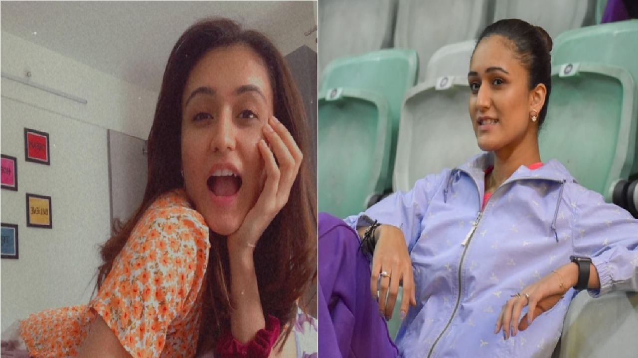 मनिका बत्राला 2020 मध्ये ध्यानचंद क्रीडा पुरस्कारनेही सन्मानित करण्यात आले. त्यापूर्वी दोन वर्ष आधी 2018 मध्ये तिला अर्जून पुरस्कार मिळाला होता. 