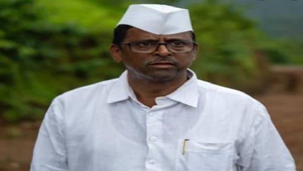 नेत्यांनो तुमच्या टाईमपासमुळे जनतेचे लाखो रूपये वाया, नरहरी झिरवळांनी कान उपटले